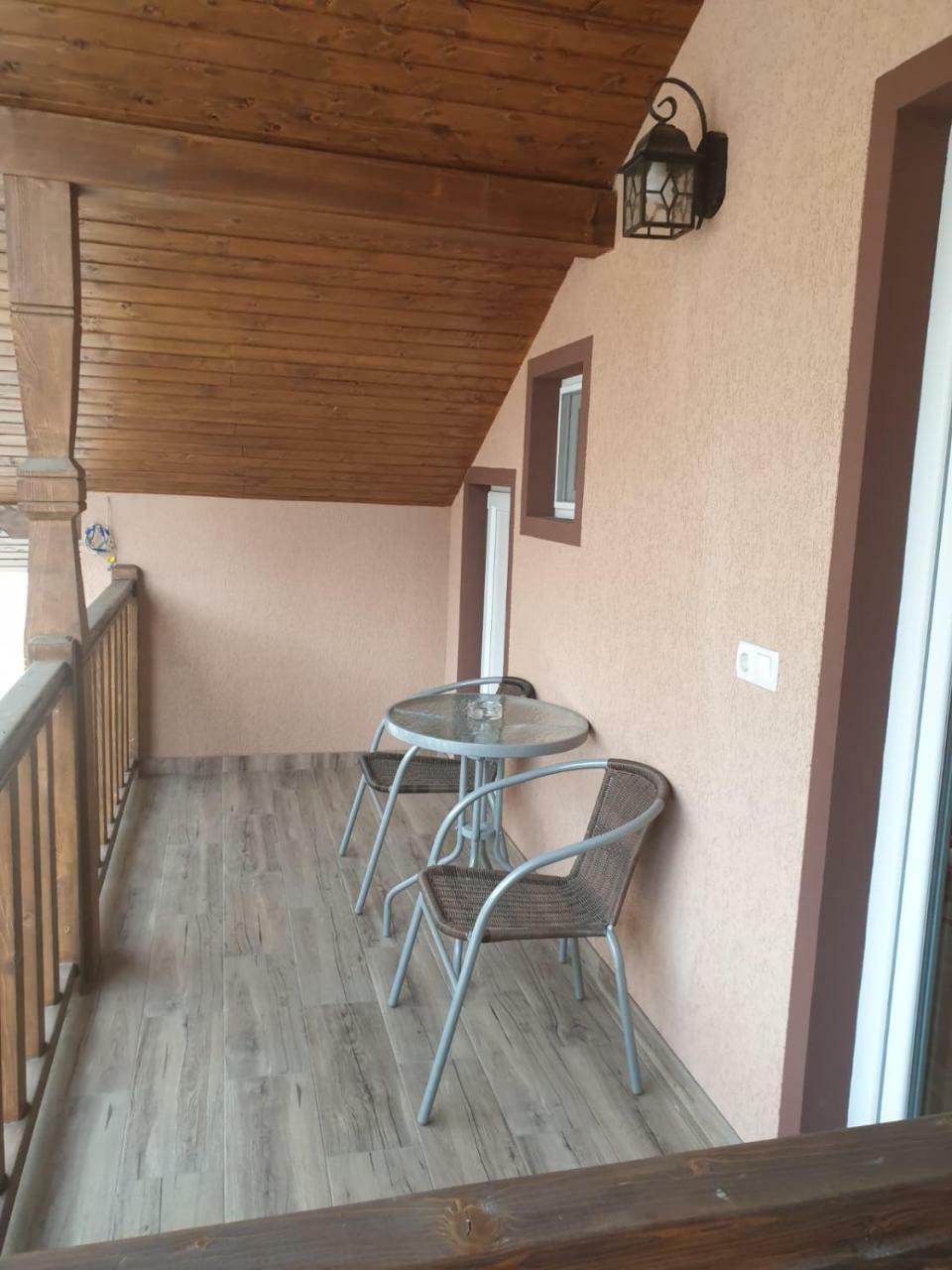 Cabana Sarmis Costesti Kültér fotó